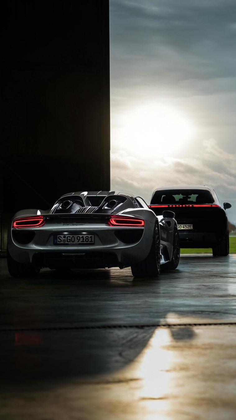 Found this beauty at a local car show. Classic lines never go out of style. #porsche #classic #aircooled